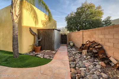 10440 E Roylstons Lane, Tucson, AZ 85747 - Photo 28