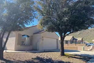 8231 W Lapis Moon Ln, Tucson, AZ 85743 - Photo 2