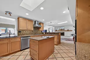 11361 E Calle Vaqueros, Tucson, AZ 85749 - Photo 8