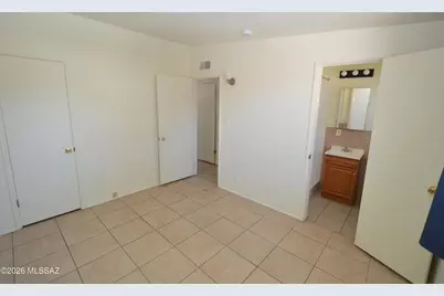 6411 E Calle Mercurio, Tucson, AZ 85710 - Photo 6