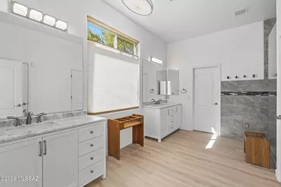 11414 N Verch Way, Tucson, AZ 85737 - Photo 16