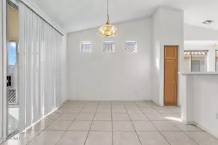 9358 N Desert Mist Ln, Tucson, AZ 85743 - Photo 8