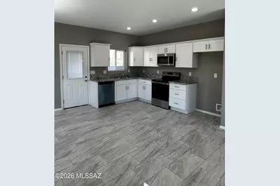 427 W Mabel Street, Tucson, AZ 85705 - Photo 2