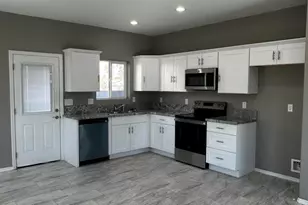 427 W Mabel St, Tucson, AZ 85705 - Photo 2