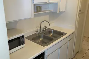 1620 N Wilmot Rd, Tucson, AZ 85712 - Photo 4