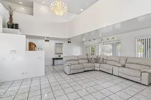 1140 S Singing Bird Ct, Tucson, AZ 85745 - Photo 10