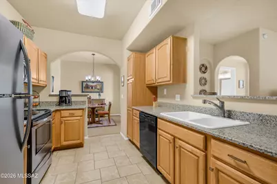 2550 E River Road #11205, Tucson, AZ 85718 - Photo 14