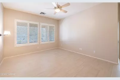 13590 N Nightstar Court, Marana, AZ 85658 - Photo 16