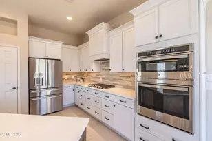 13590 N Nightstar Ct, Marana, AZ 85658 - Photo 8