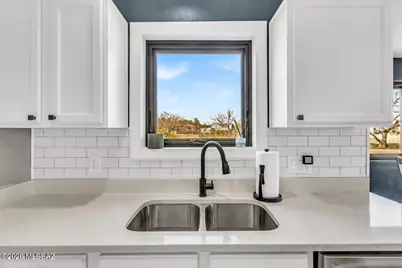 17686 W Star Cluster Place, Marana, AZ 85653 - Photo 14