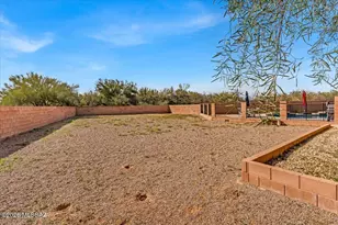 17686 W Star Cluster Pl, Marana, AZ 85653 - Photo 32