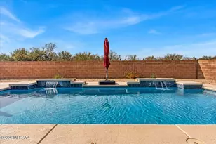 17686 W Star Cluster Pl, Marana, AZ 85653 - Photo 1