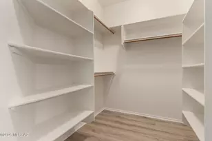 2550 E River Rd, Tucson, AZ 85718 - Photo 20