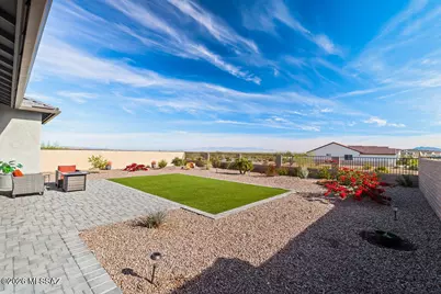 1605 E Balestra Way, Green Valley, AZ 85614 - Photo 34