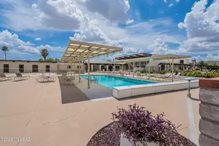 240 W Cumaro Dr, Green Valley, AZ 85614 - Photo 32