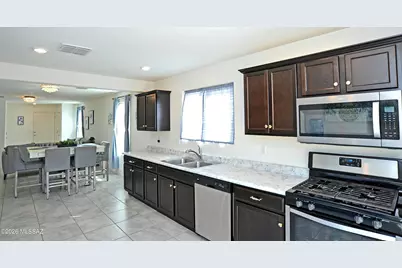 2955 W Dakota Vista Way, Tucson, AZ 85746 - Photo 10