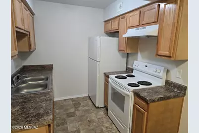 6301 N Barcelona Court #1010, Tucson, AZ 85704 - Photo 1