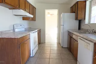 7852 E Elida St, Tucson, AZ 85715 - Photo 16