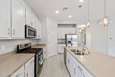 8874 W Saguaro Skies Road, Marana, AZ 85653 - Photo 12