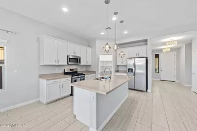 8874 W Saguaro Skies Road, Marana, AZ 85653 - Photo 14