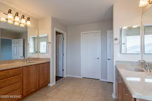 1237 W Vinovo Pass, Oro Valley, AZ 85755 - Photo 44