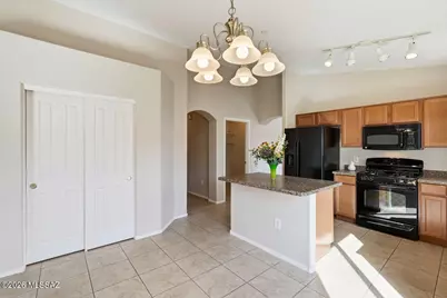 39466 S Diamond Bay Drive, Tucson, AZ 85739 - Photo 8