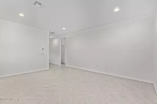 13543 N Nicholas Ct, Marana, AZ 85653 - Photo 2