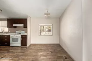 3676 E Bowman Pl, Tucson, AZ 85739 - Photo 8
