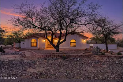1430 W Via Ventajosa, Sahuarita, AZ 85629 - Photo 2