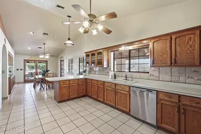 1430 W Via Ventajosa, Sahuarita, AZ 85629 - Photo 6