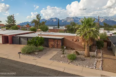 957 N Miller Drive, Tucson, AZ 85710 - Photo 1