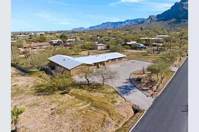 210 W Meadowbrook Drive, Oro Valley, AZ 85704 - Photo 34