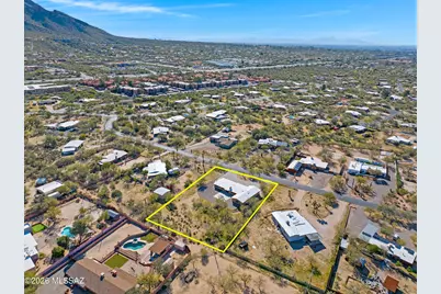 210 W Meadowbrook Drive, Oro Valley, AZ 85704 - Photo 46