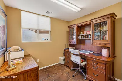 837 W Bosch Drive, Green Valley, AZ 85614 - Photo 16