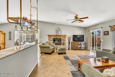 7994 S Teaberry Avenue, Tucson, AZ 85747 - Photo 8