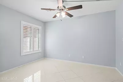 9422 N Weather Hill Drive, Tucson, AZ 85743 - Photo 10