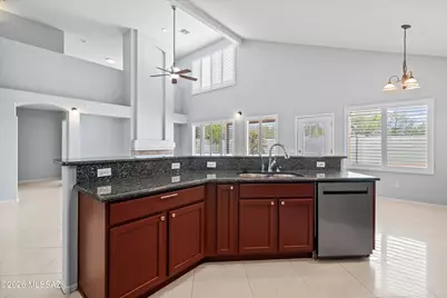 9422 N Weather Hill Drive, Tucson, AZ 85743 - Photo 20