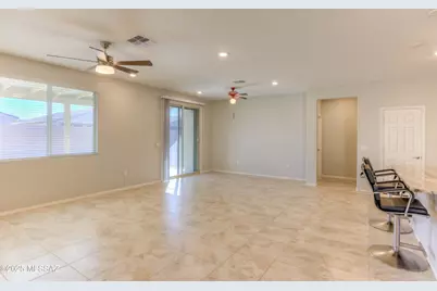 8804 E Stone Meadow Circle, Tucson, AZ 85730 - Photo 12