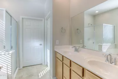 8804 E Stone Meadow Circle, Tucson, AZ 85730 - Photo 18