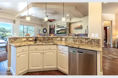 5432 W Winding Desert Drive, Marana, AZ 85658 - Photo 10