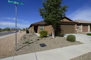 85 E Desert Mnr Rd, Tucson, AZ 85756 - Photo 2