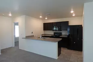 85 E Desert Mnr Rd, Tucson, AZ 85756 - Photo 4