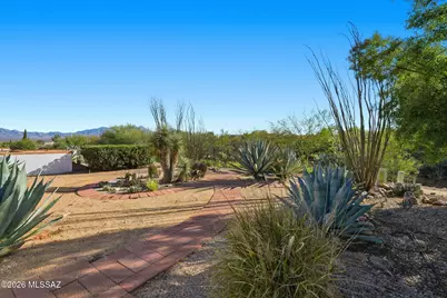 681 W Camino Del Poso, Green Valley, AZ 85614 - Photo 28