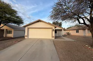 10069 E Paseo San Ardo, Tucson, AZ 85747 - Photo 1