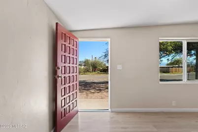 634 S Kellond Place, Tucson, AZ 85710 - Photo 4