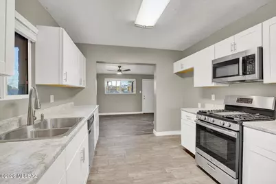 2313 E 23rd Street, Tucson, AZ 85713 - Photo 8