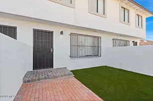 2304 N 10th Ave, Tucson, AZ 85705 - Photo 2