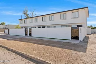 2304 N 10th Ave, Tucson, AZ 85705 - Photo 1