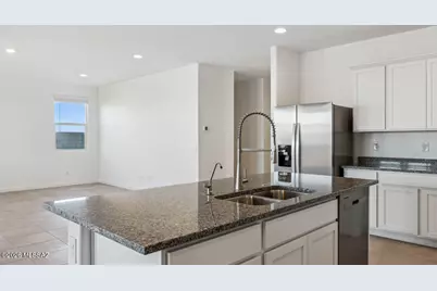 9753 N Heavenly Bamboo Drive, Marana, AZ 85653 - Photo 6