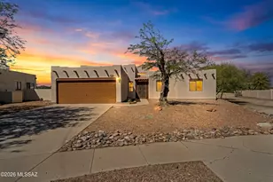 9131 N Veridian Dr, Tucson, AZ 85743 - Photo 1